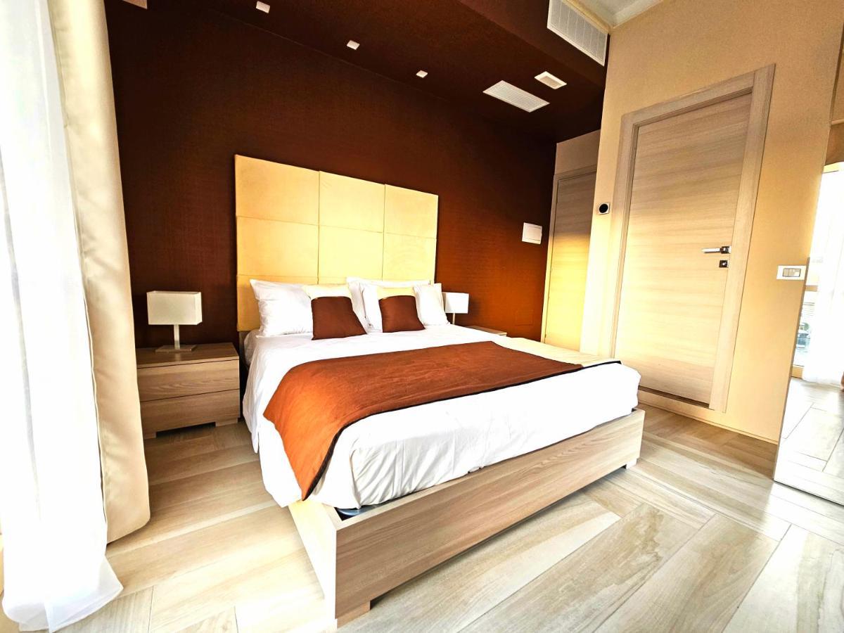 Trilogy Prestige - Central Premium Suites Lecce Exterior foto
